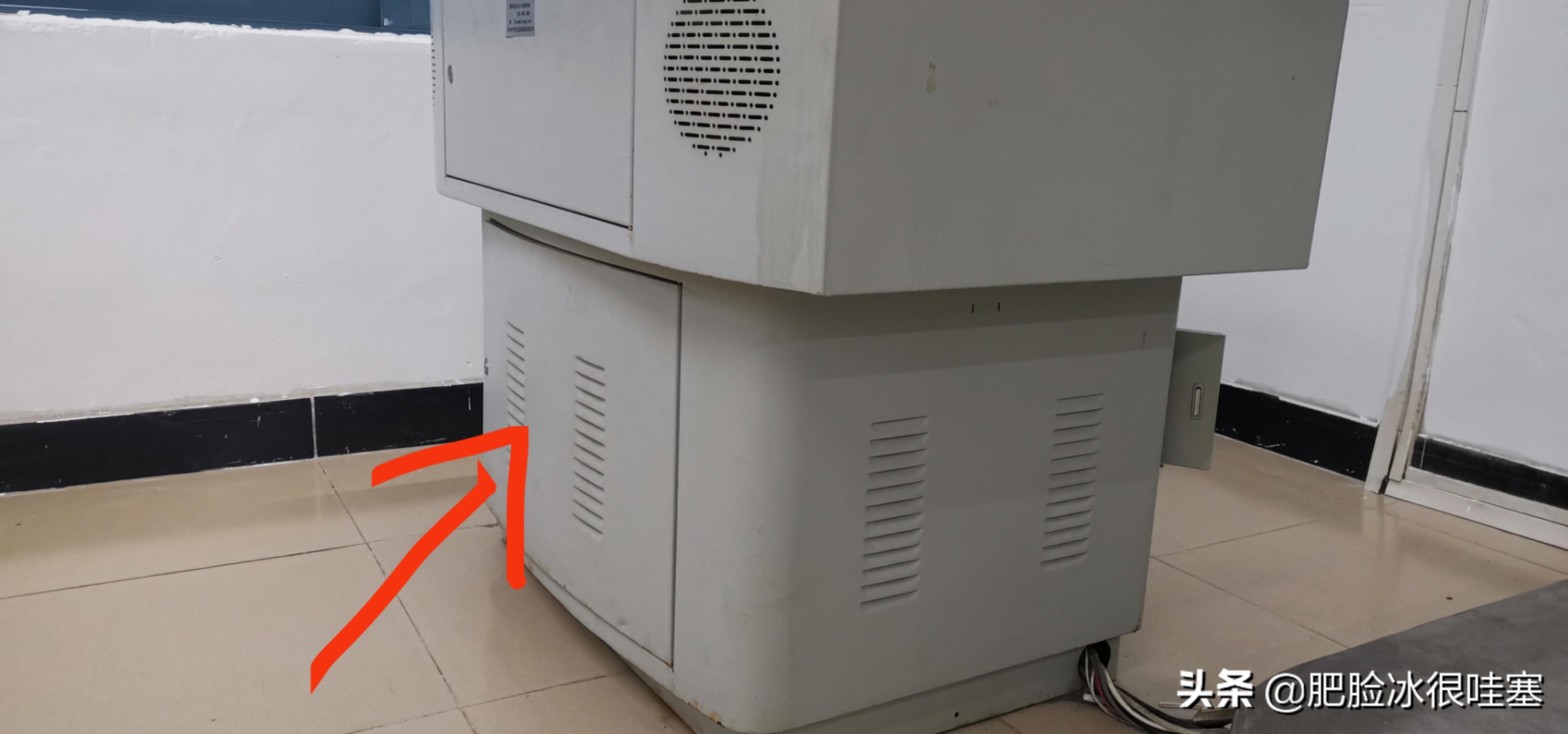 新学期开学啦,橙子老师手把手教你们使用多媒体设备,赶紧学起来