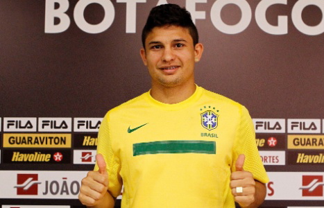 艾克森，从巴西到中国，跨越2903天的处子秀