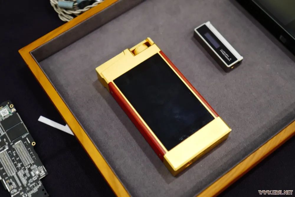 展商如何布展，才能让展位人气显得特别旺？成都国际耳机展大报道