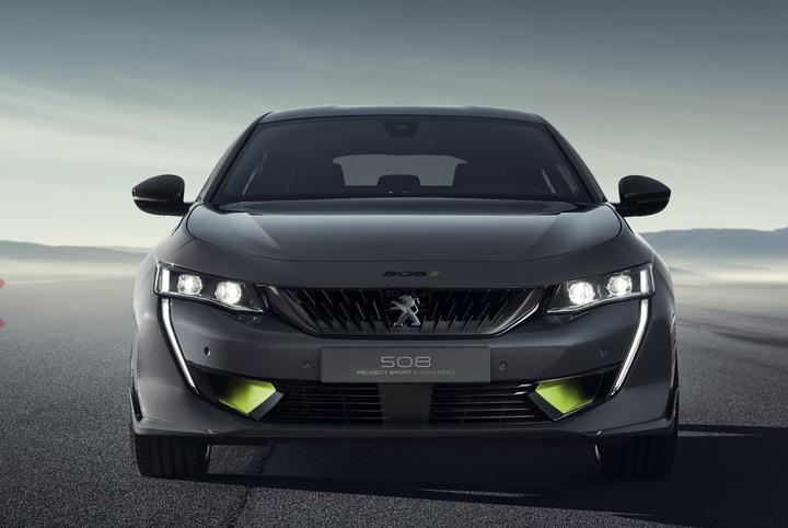 最强标致508亮相！4.3秒破百，无框车门+1.6T混动发动机真给力