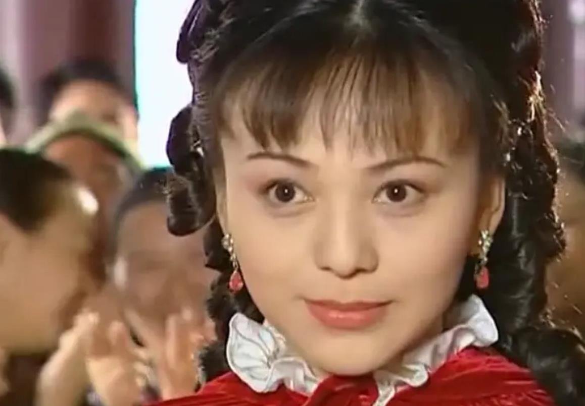 古装剧都喜欢清汤挂面头了?我们似乎忘了什么叫“精致”