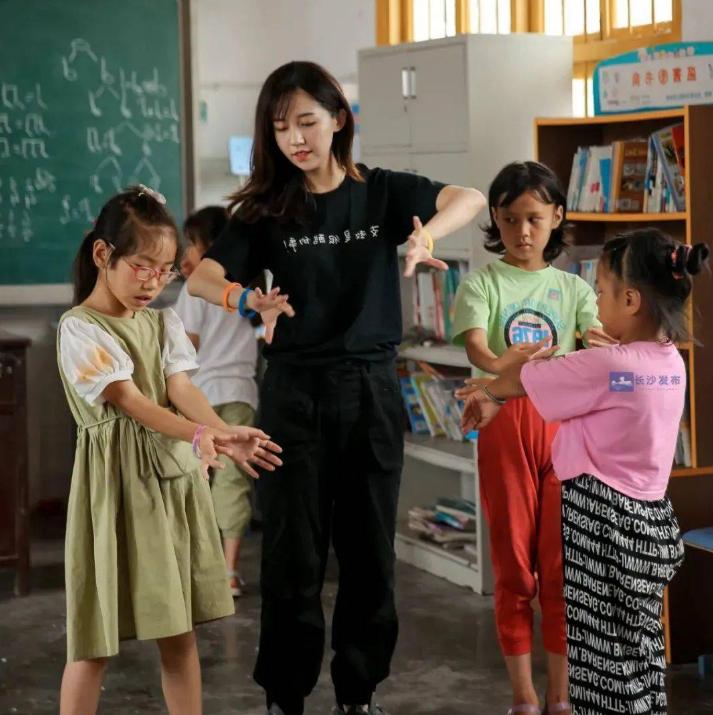 网红支教龙晶睛,龙晶睛支教骗局