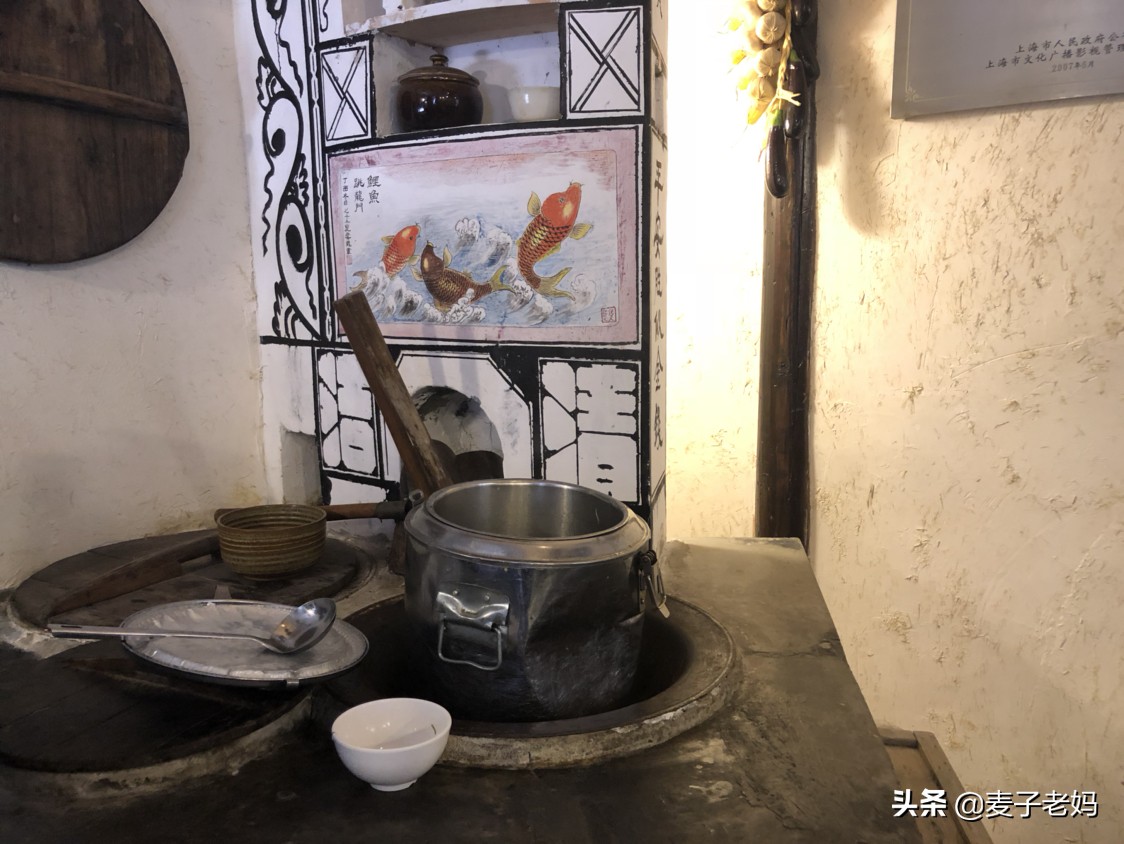 一家三口游古镇必吃网红美食,旅行攻略一个打卡超火美食景点