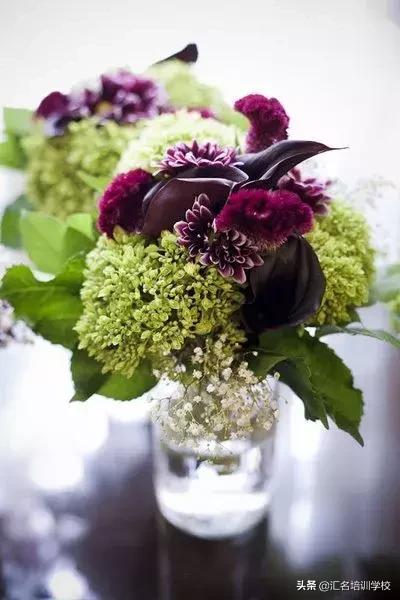 插花的基本步骤视频,插花的具体流程图片