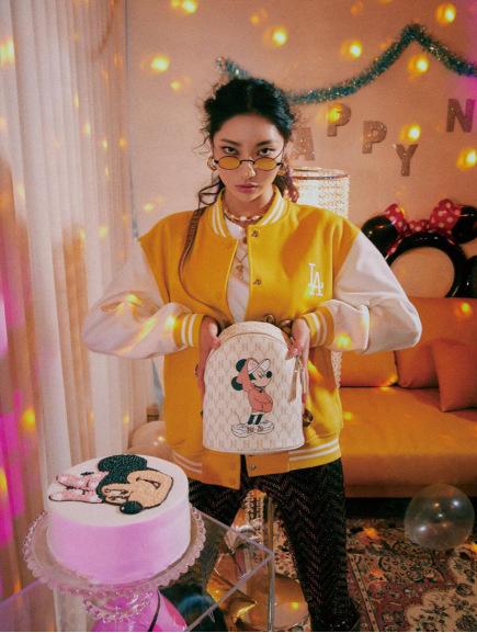 哪些明星穿mlb鞋,明星穿的mlb鞋子老爹鞋