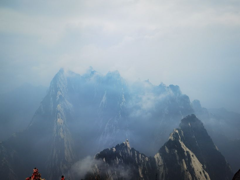 华山的五座峰分别可以干什么,华山一日游登山攻略图片简单