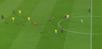 哈维谈佩德里传控足球,佩德里单场触球集锦