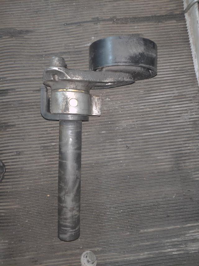 尚酷发动机渗油修下多少钱,发动机渗油严重图片