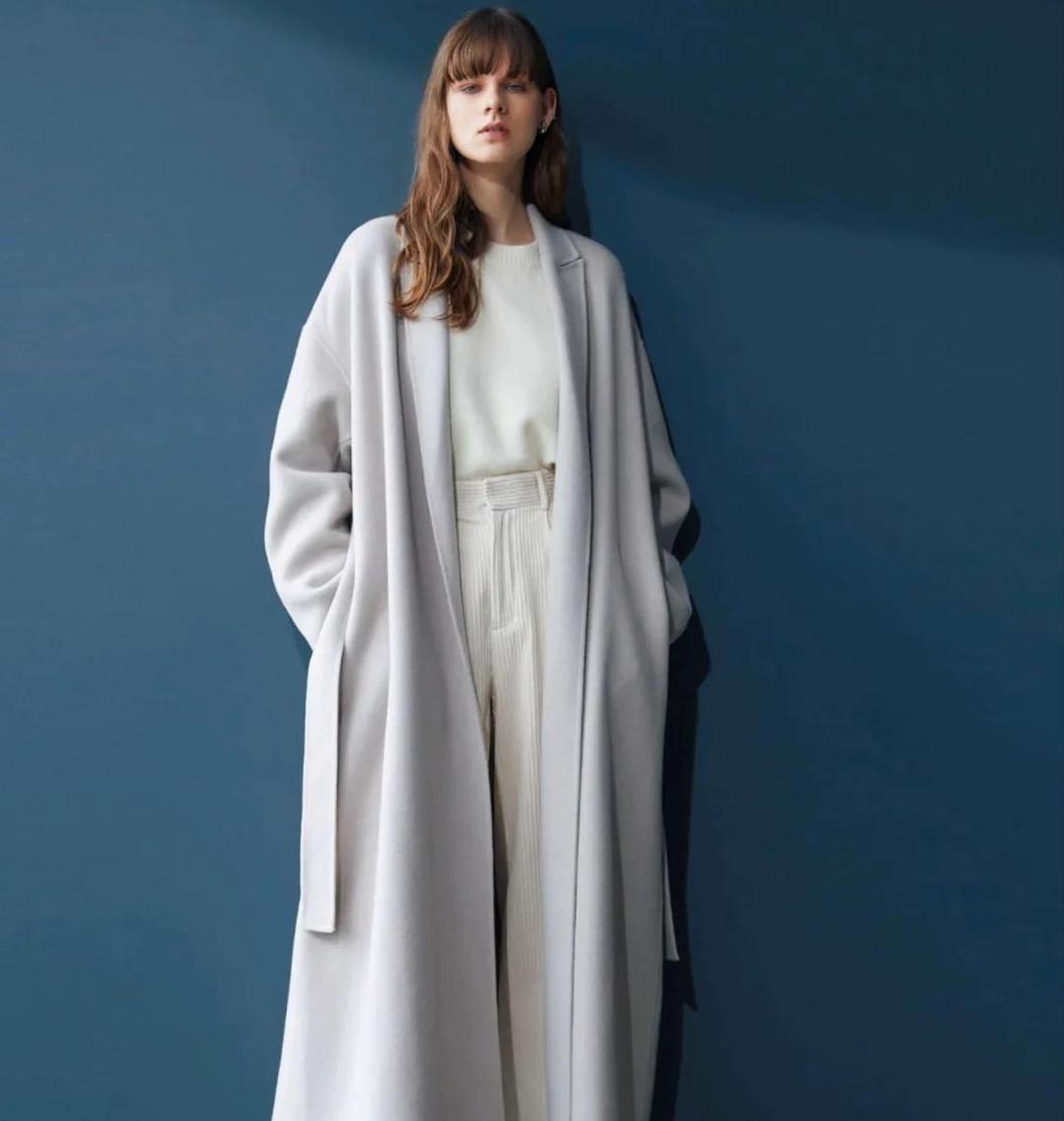 白色秋冬高级感穿搭,高级感白色秋冬穿搭