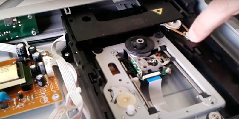 BLUESKYDV665影碟机，光盘托架不出仓维修，注意检查顺序和手法