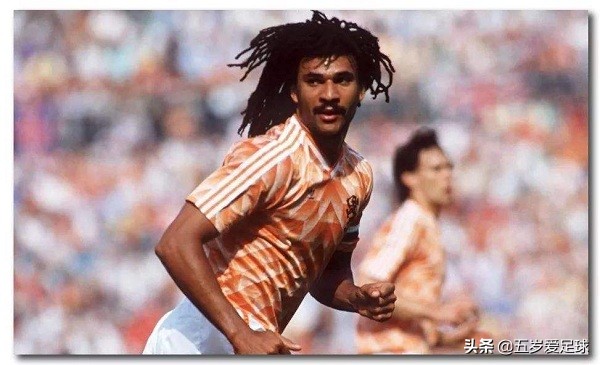 韦世豪怪异发型,韦世豪各种发型