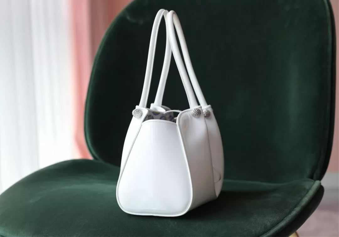 包女高级感轻奢上档次ysl,ysl腋下包轻奢小众高级感