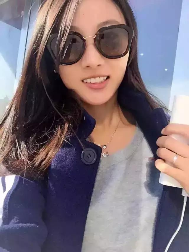 这个女生厉害了，用平均3分30秒的配速跑完上马