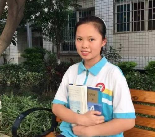 初一成绩平平,中考年级第一进重点,坦言经验:顾2点、做1事