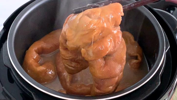 清洗猪大肠可加醋吗,清洗猪大肠加明矾好不好