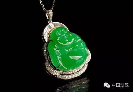 从8亿天价玻璃看翡翠市场上的“替身”