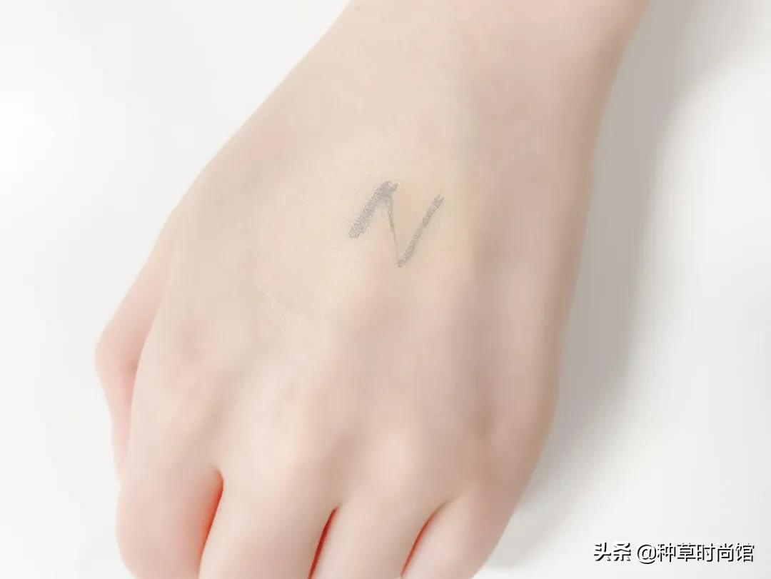 2020口碑最好粉底液油痘皮,全网火爆的十大粉底液测评