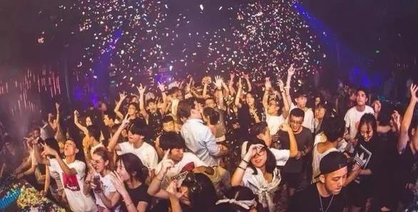 北京工体夜店圈的十年变迁,北京人怎么看待工体夜店