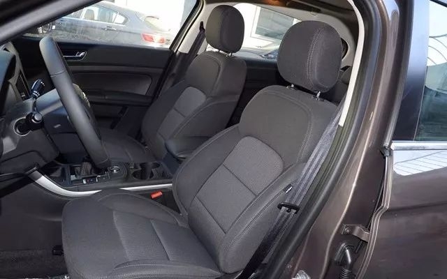 真皮座椅是全部真皮吗,荣放的真皮座椅是真皮吗