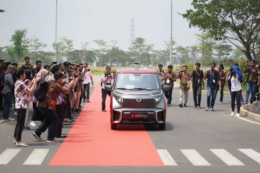 五菱之光再次崛起,五菱之光置换五菱凯捷多少钱