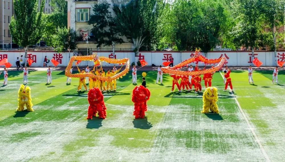 童心向党主题运动会入场,童心向党校运会开幕式