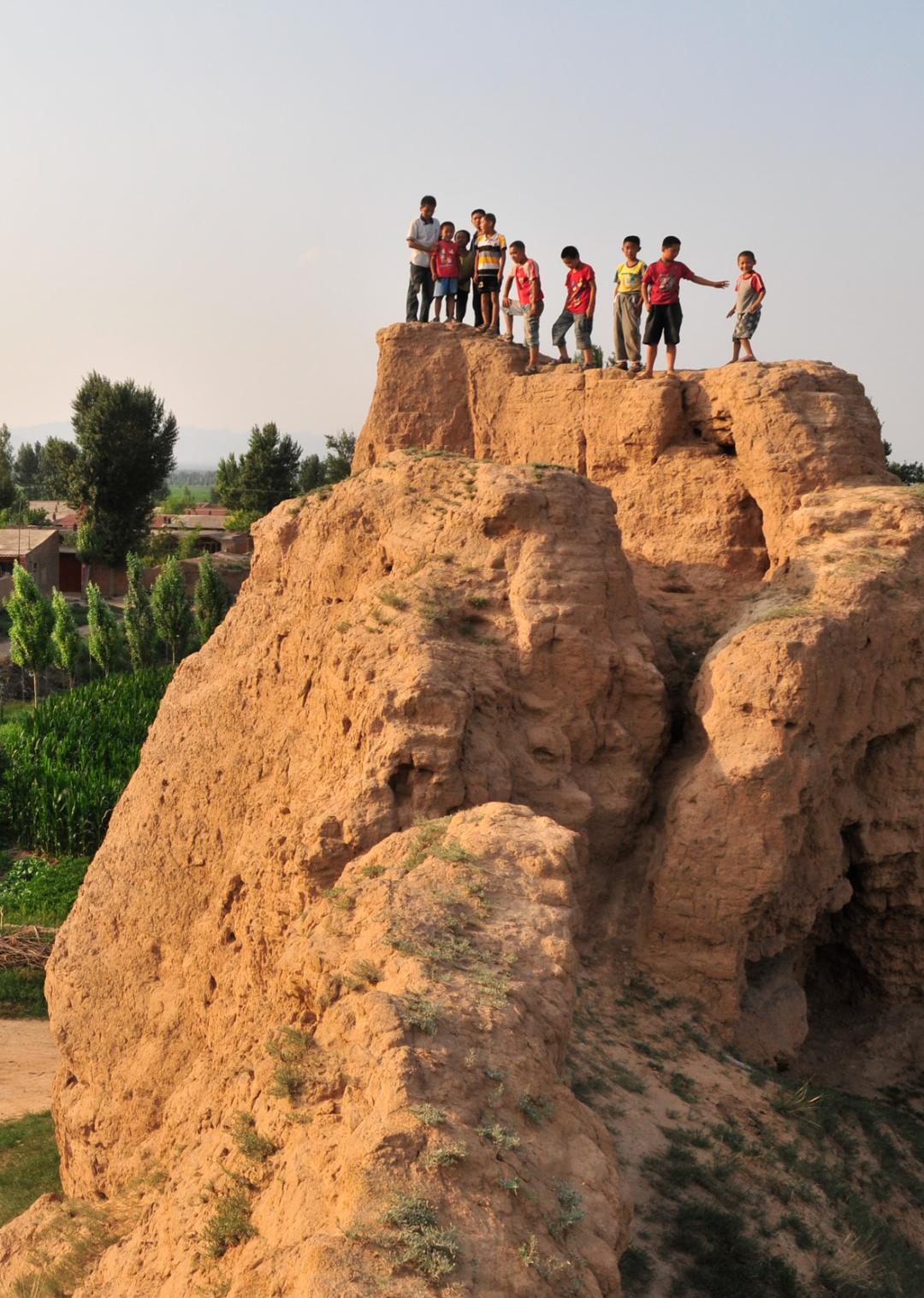 长城是如何建成的视频,长城是谁建成的