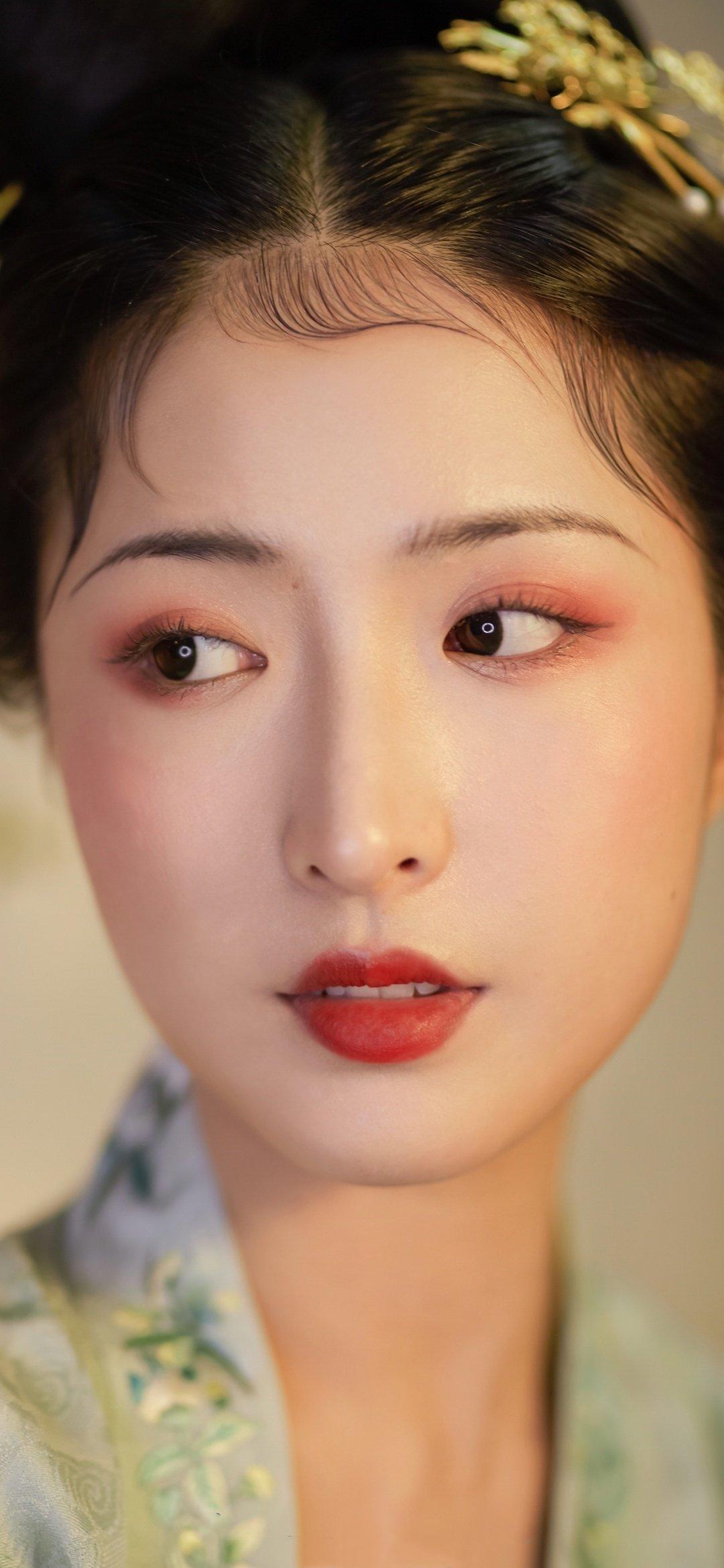 将眉毛化成小重山?美妆博主玩转古代眉,网友直呼:古装剧需要你