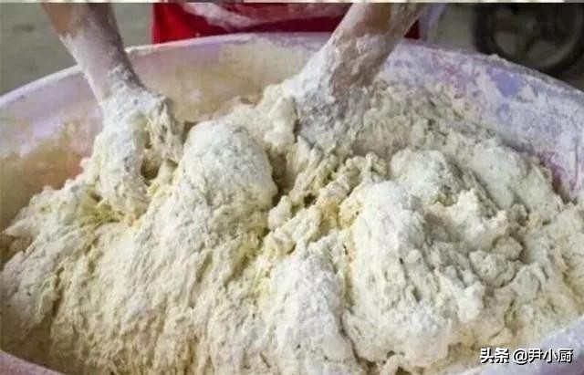 如何把饼烙的又松软又有层次,怎么做可以使烙饼又酥又软