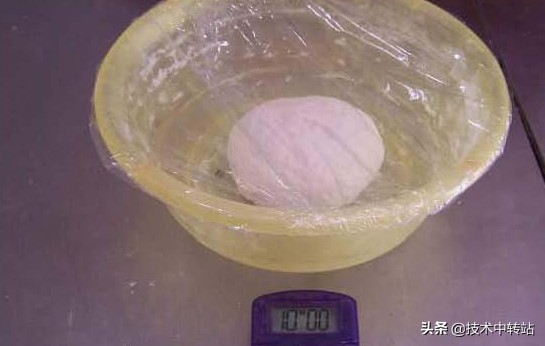 快速做油条的做法和配方的全过程,做早餐油条做法和配方的全过程