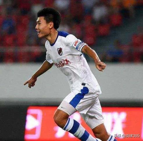 国足美貌的妻子,国足球员老婆很漂亮