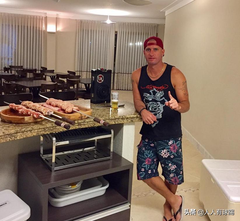 2014大连阿尔滨外援,大连阿尔滨那不勒斯外援