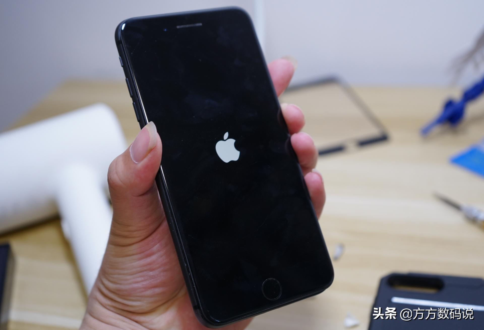 苹果8p还值得换官方电池吗,苹果8p用2年多是不是要换电池了