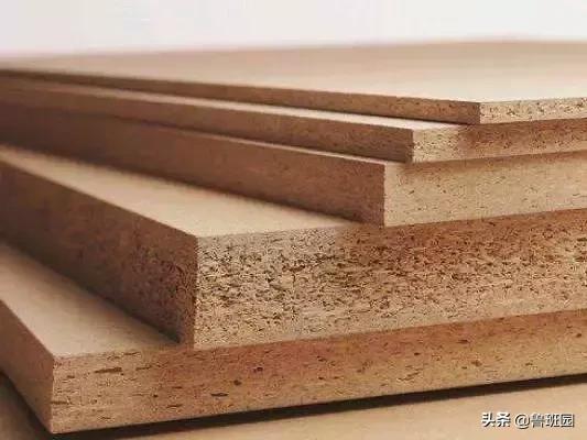 刨花板也叫什么,刨花板属于胶合板还是人造板