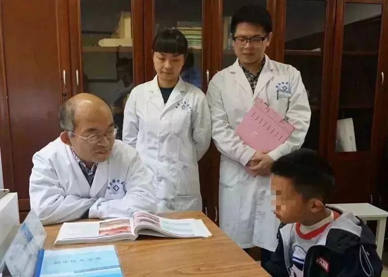 皮肤科医生怎么看待青春痘,青春痘皮肤科能治好吗