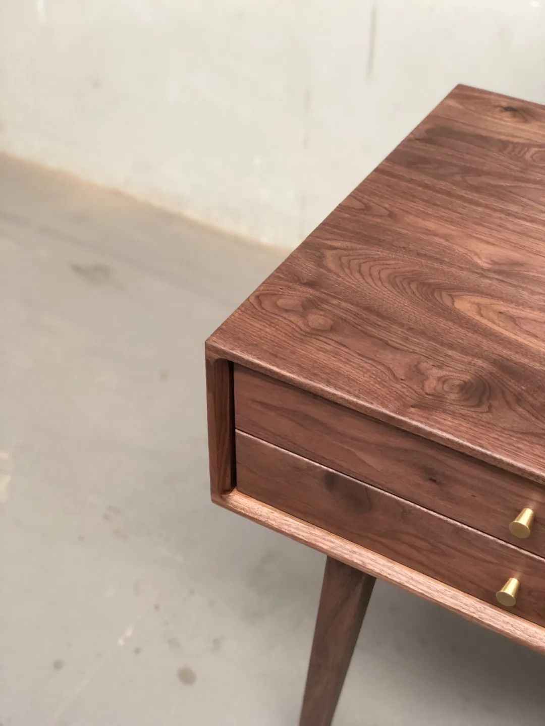 二十二年只做黑胡桃实木家具,140平全屋黑胡桃木实木家具多少钱