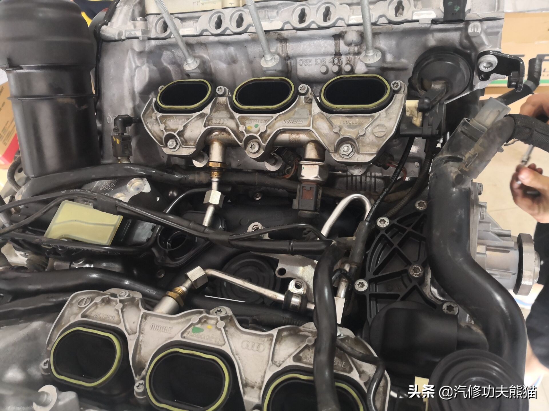 能拉动波音747的大众神车途锐烧机油治理，修完了又可以拉飞机了