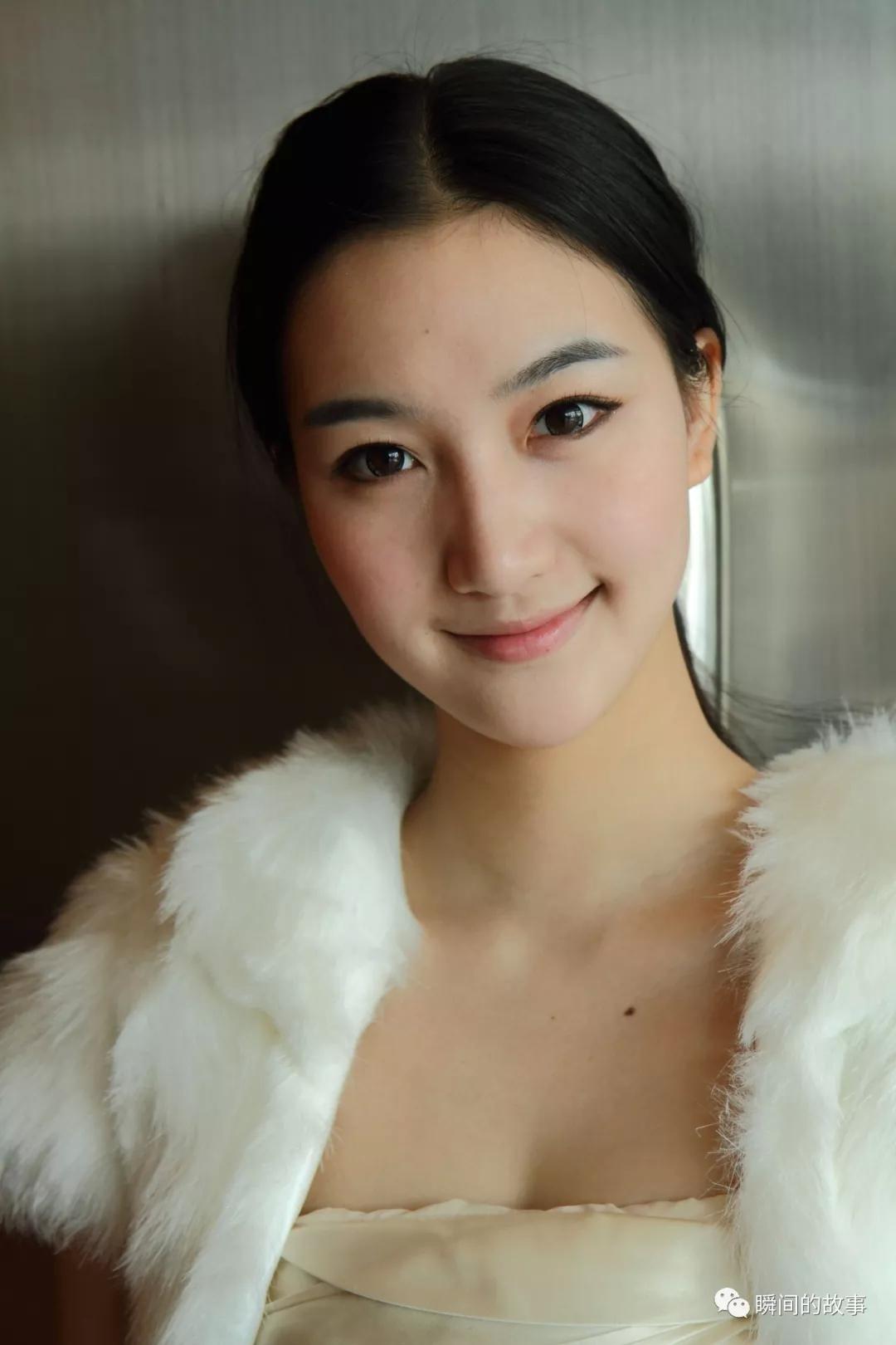 4s店小车车模,4s车模