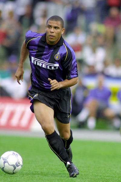 fifa足球手游排行榜,fifa足球手游胜率最高阵型