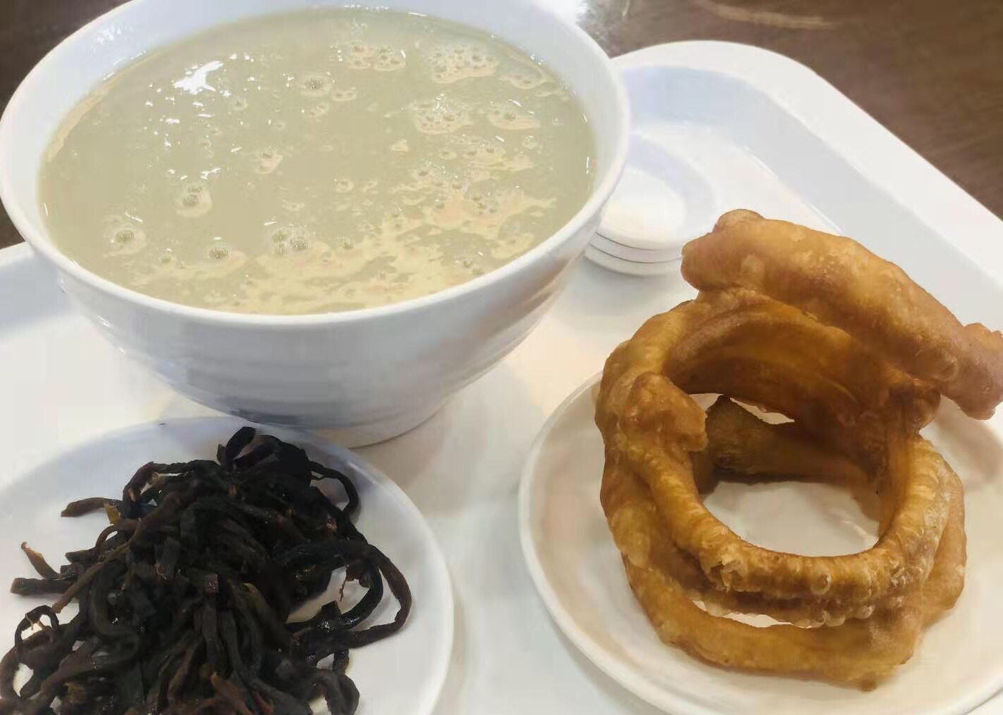 北京天坛老磁器口食府,天坛门口老磁器口食府消费价格