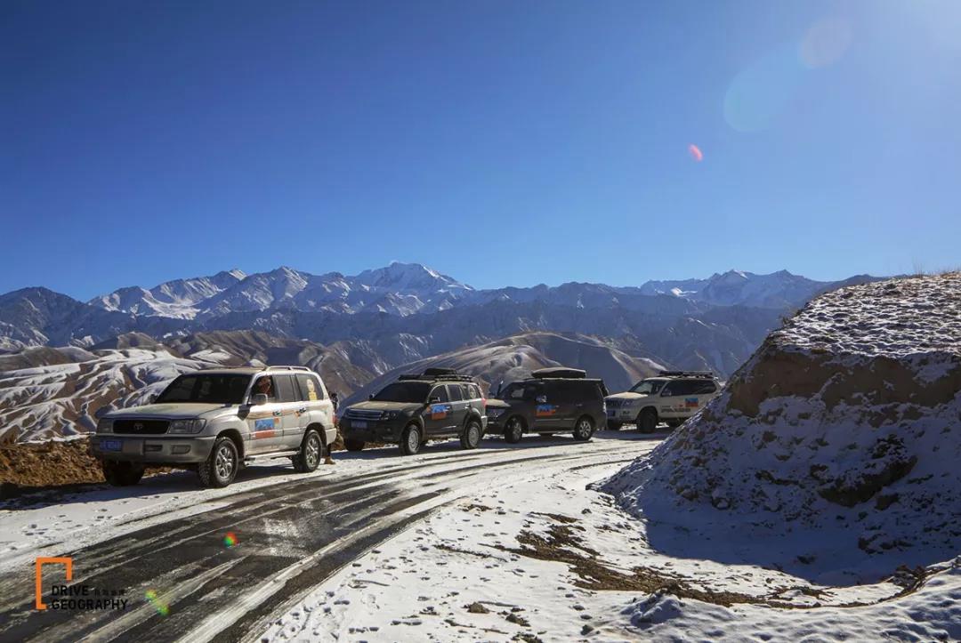 什么季节自驾草原天路比较好,新疆昆仑天路旅游攻略