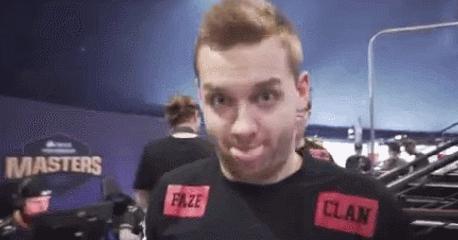 来玩场景模拟游戏吧——嗯？队友竟然起了这把枪