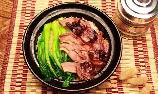 香港人超羡慕的Facebook新办公室，和内地大厂比怎么样？