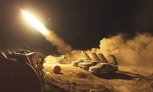 叙军空袭火箭炮,叙火箭弹袭击美军