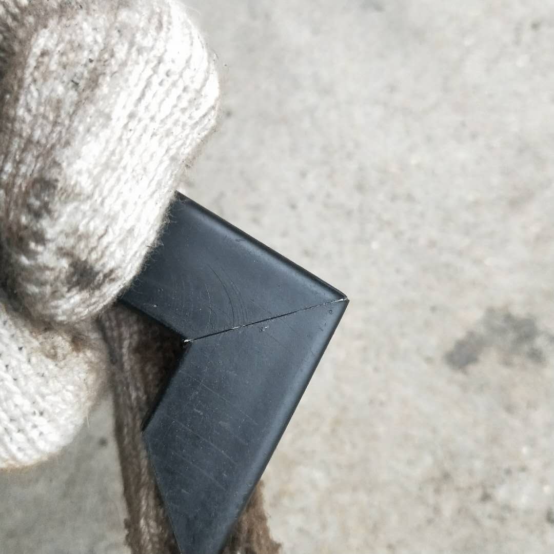 25方管切九十度角一次成型,25方管切90度角