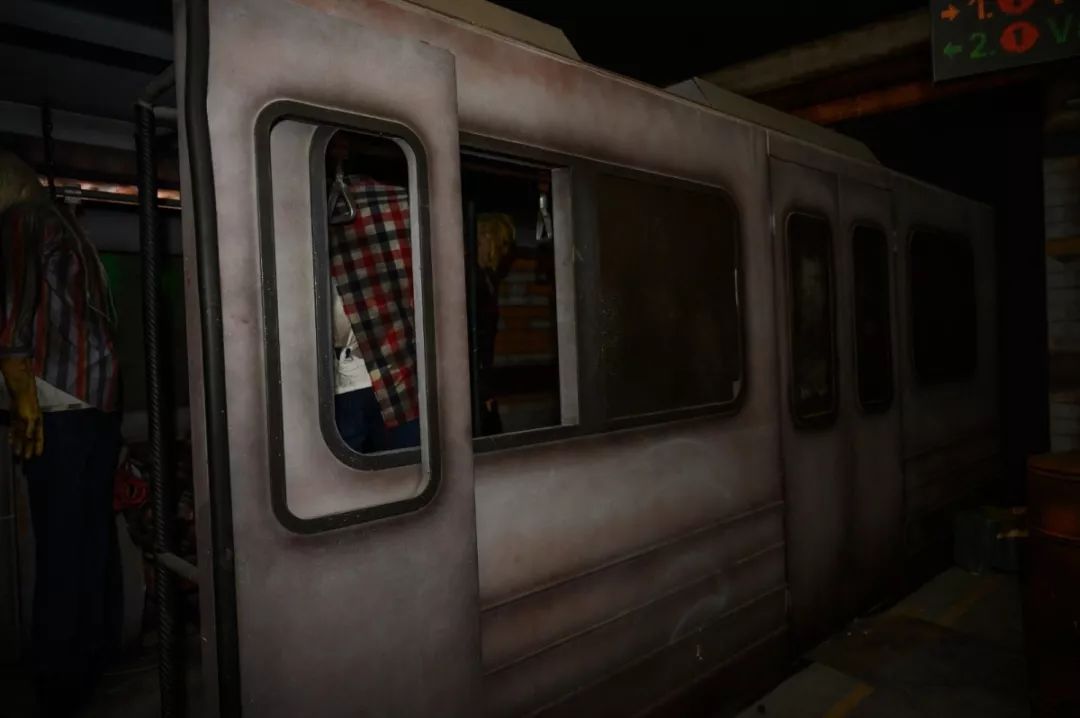 长隆万圣节一排小鬼看贞子鬼屋,广州长隆万圣节鬼屋攻略