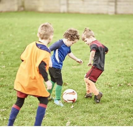 孩子腿疼一会就好了怎么回事,孩子腿疼是长个子吗怎么解决