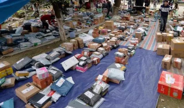 国内快递比较差的有哪些,哪个快递公司最慢服务最差