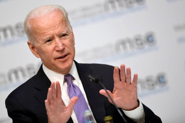 白宫回应拜登战胜前任总统,白宫官员紧急澄清拜登涉言论