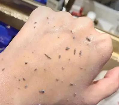 火山泥真是宝,油皮女孩的毛孔疏通剂,让贵妇霜3秒吃透锁水8倍