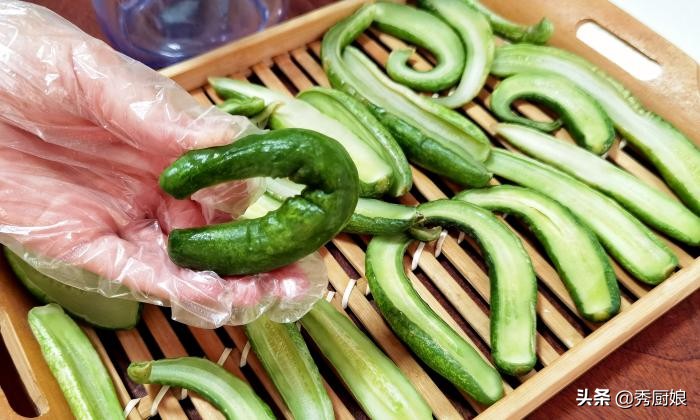 腌黄瓜的配方10斤黄瓜多少盐,大酱腌黄瓜10斤黄瓜放几斤盐